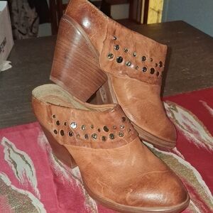 Sofft Brown Leather Studded Mules